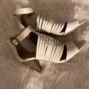 New Directions Chunky Heels SZ 8 UGC